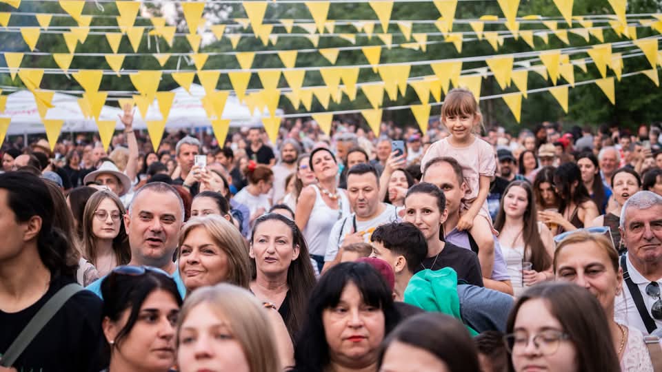 547437064_1233915432096709_6718615088885852254_n