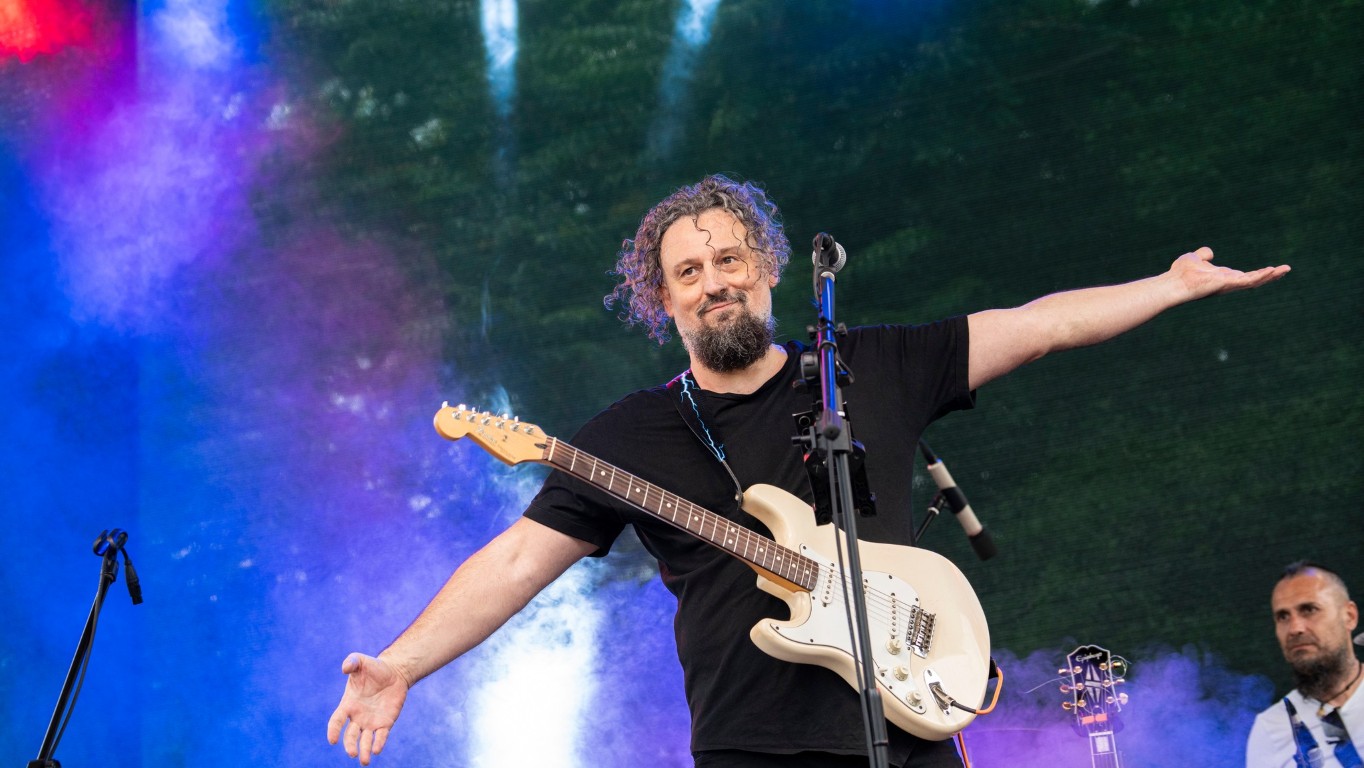 619802466_930399752992944_2993556542183069111_n