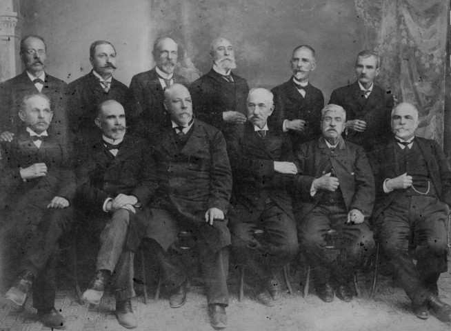 винил 4 - 3 Оцелелите членове на старозагорският таен комитет